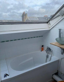 
                                                                                        Location
                                                                                         Studio mansardé et meublé 14m² (carrez)
