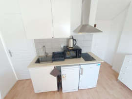Location
Studio meublé 14m2 Amiens Saint Pierre