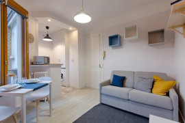 
                                                                                        Location de vacances
                                                                                         studio meublé 15 m² a paris 18e