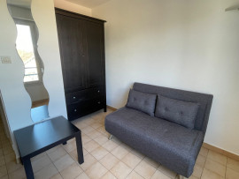 
                                                                                        Location
                                                                                         Studio meublé 17.8m² à Grenoble - Repeint en août 2026