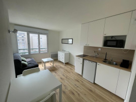 
                                                                                        Location
                                                                                         Studio meublé 18 m² — Nantes