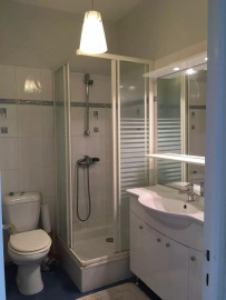 
                                                                                        Colocation
                                                                                         Studio meublé 21M2