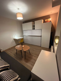 
                                                                                        Location
                                                                                         Studio meublé 24m2 Bordeaux