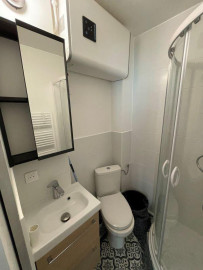 
                                                                                        Location
                                                                                         Studio meublé 25m² Levallois Métro Louise Michel