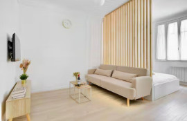 
                                                                                        Location
                                                                                         Studio meublé 26m²