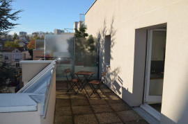 
                                                                                        Location
                                                                                         Studio Meublé 26m² Le Kremlin Bicetre - terrasse