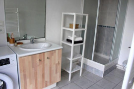 
                                                                                        Location
                                                                                         Studio meublé 29 m² avec balcon – Zola
