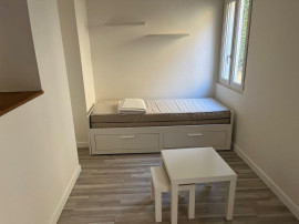 
                                                                                        Location
                                                                                         Studio meublé 30m² à louer