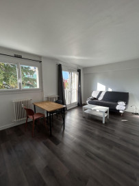 
                                                                                        Location
                                                                                         Studio meublé 34m2 quartier mairie Le Perreux