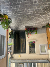 
                                                                                        Location
                                                                                         studio meuble