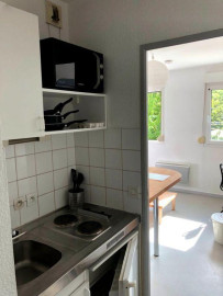 
                                                                                        Location
                                                                                         Studio meuble