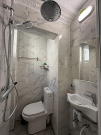 
                                                                                        Location
                                                                                         Studio meublé à Paris 15ᵉ, proche de la Seine