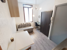 Location
Studio meublé Amiens St-Honoré