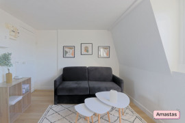 
                                                                                        Location
                                                                                         Studio meublé avec soin - Roubaix 1591204