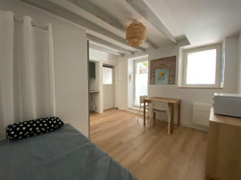 
                                                                                        Location
                                                                                         Studio meublé avec terrasse Médiatèque