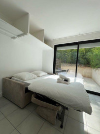 
                                                                                        Location
                                                                                         Studio meublé avec terrasse, Vitry-sur-Seine