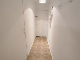 
                                                                                        Vente
                                                                                         Studio meublé Centre Amiens Jacobins