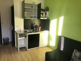 
                                                                                        Location
                                                                                         Studio meublé de 18 m² – Lyon 8ᵉ