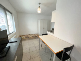 
                                                                                        Location
                                                                                         Studio meublé – École d’Art Amiens