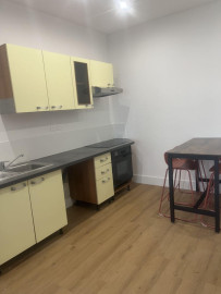 
                                                                                        Location
                                                                                         Studio meublé en Rez de chaussée