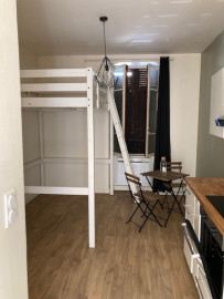 Location
Studio meublé en très bon état à Lyon 7
