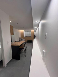 
                                                                                        Location
                                                                                         Studio meublé, équipé loyer tout compris