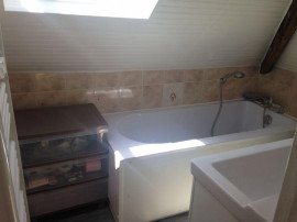 
                                                                                        Location
                                                                                         Studio meublé/équipé situé Tours Centre Halles