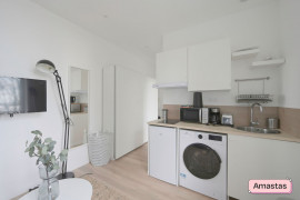 Location
Studio meublé et entièrement rénové à la Mulatière - 169558