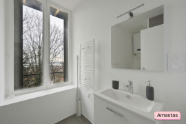 Location
Studio meublé et entièrement rénové à la Mulatière - 169558