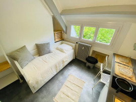 Location
studio meublé et équipé