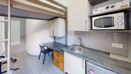 Location
Studio meublé et équipé proche Cathédrale Saint-Nicolas de Nice (balcon de 9m2)