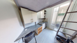 Location
Studio meublé et équipé proche Cathédrale Saint-Nicolas de Nice (balcon de 9m2)