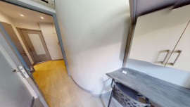 Location
Studio meublé et équipé proche Cathédrale Saint-Nicolas de Nice (balcon de 9m2)