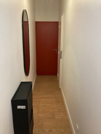 Location
Studio meublé et rénové Quartier Saint-Georges