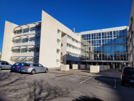 
                                                                                        Location
                                                                                         Studio meublé étudiant(e), parking, vue dégagée