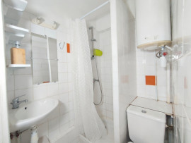 
                                                                                        Location
                                                                                         Studio meublé hyper centre - gare à pied