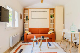 
                                                                                        Location
                                                                                         Studio meublé indépendant dans grande maison coloc