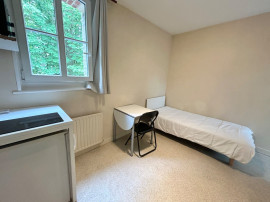 
                                                                                        Location
                                                                                         Studio meublé lumineux proche université Amiens
