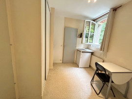 
                                                                                        Location
                                                                                         Studio meublé lumineux proche université Amiens