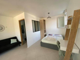 Location
Studio meublé neuf