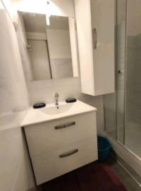 
                                                                                        Location
                                                                                         Studio meublé Paris 15e
