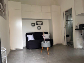 
                                                                                        Location
                                                                                         Studio meublé pour étudiant(e)