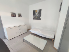 Location
Studio meublé proche école d’Art