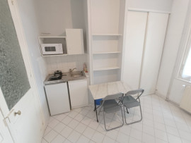Location
Studio meublé proche Facs – Amiens 14m2