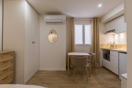
                                                                                        Location
                                                                                         Studio meublé - Quartier Notre-Dame-Du-Mont