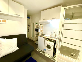 
                                                                                        Location
                                                                                         Studio meublé, refait à neuf proche gare