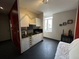 Location
Studio meublé situé au centre ville ST-QUENTIN