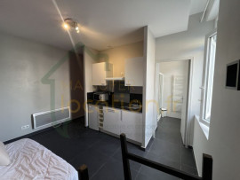Location
Studio meublé situé au centre ville ST-QUENTIN