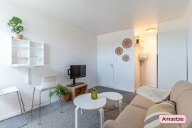 
                                                                                        Location
                                                                                         Studio meublé situé quartier Saint Genès - 1331009