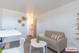 
                                                                                        Location
                                                                                         Studio meublé situé quartier Saint Genès - 1331009